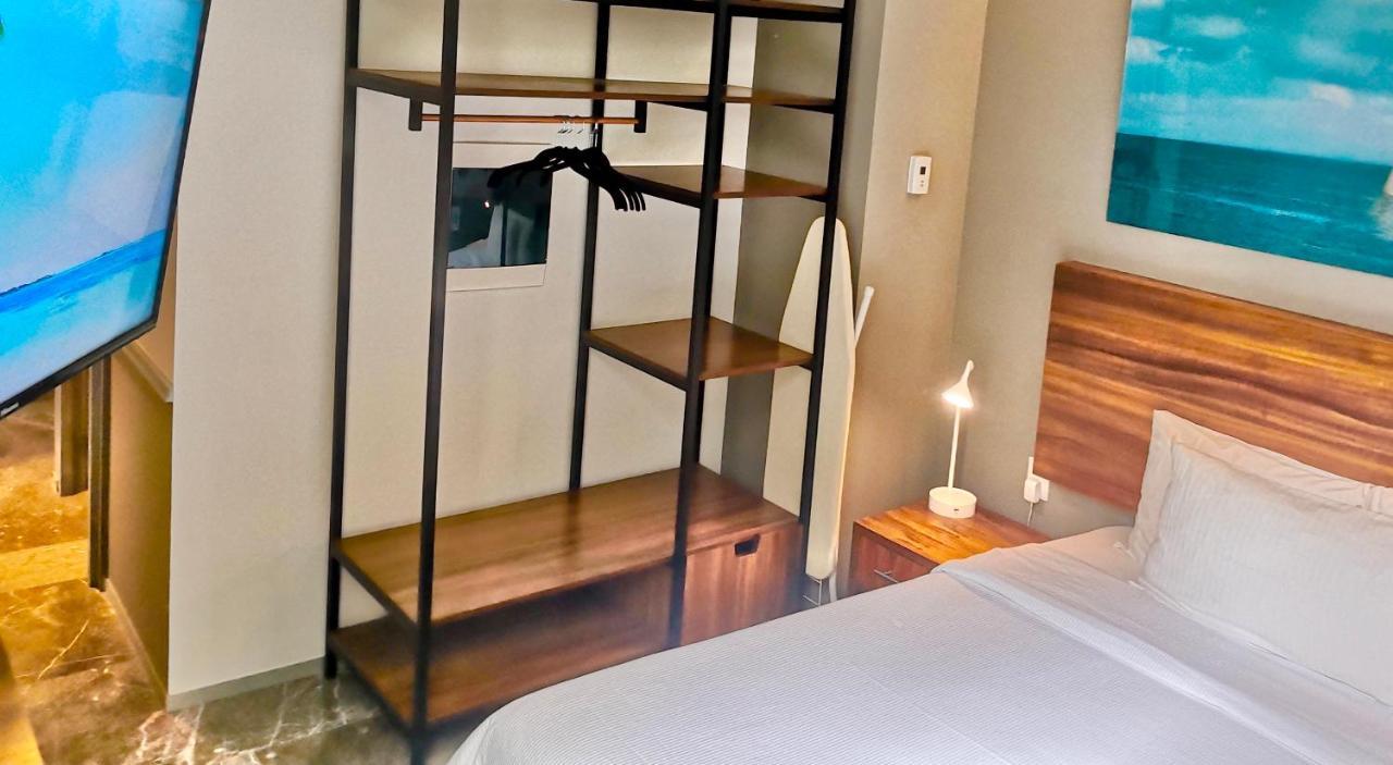 Singular Joy Vacation Rentals Playa del Carmen Esterno foto