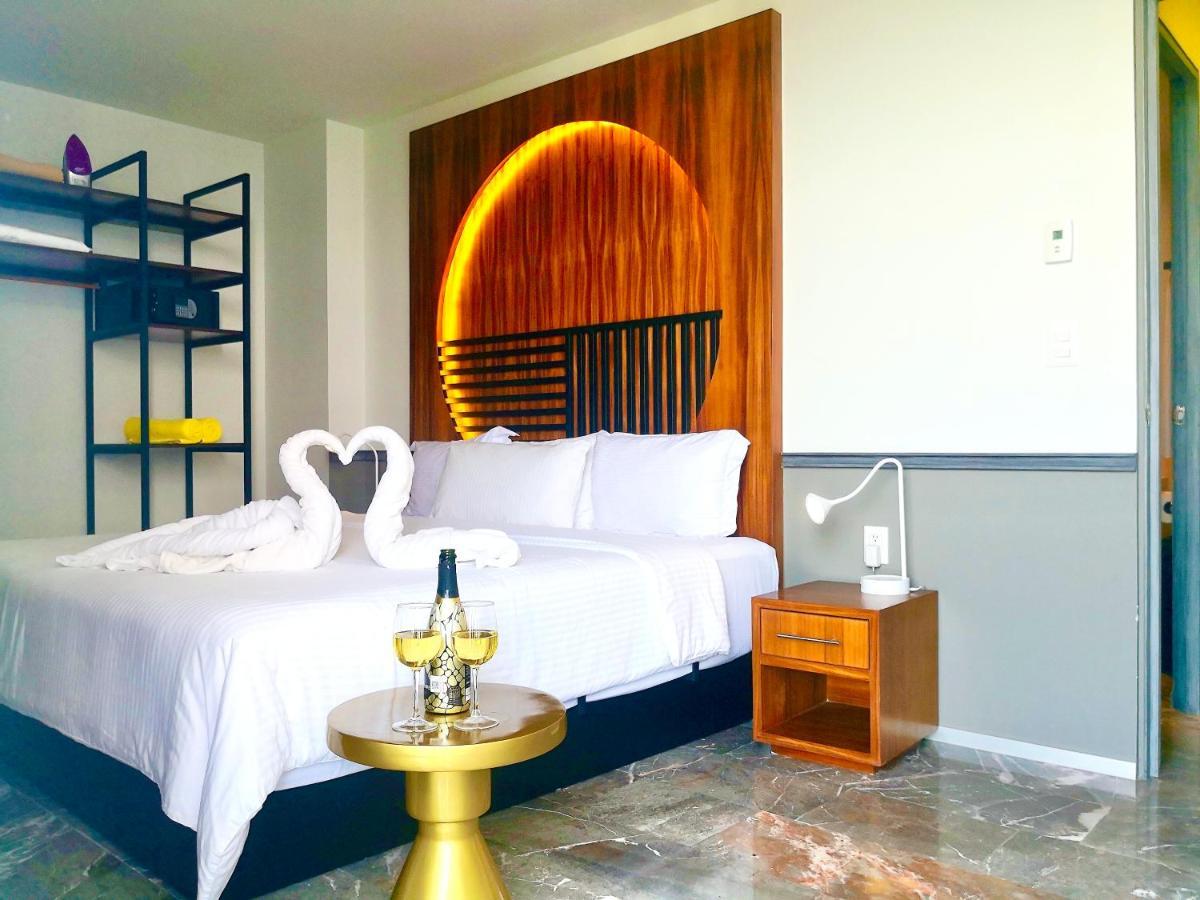 Singular Joy Vacation Rentals Playa del Carmen Esterno foto